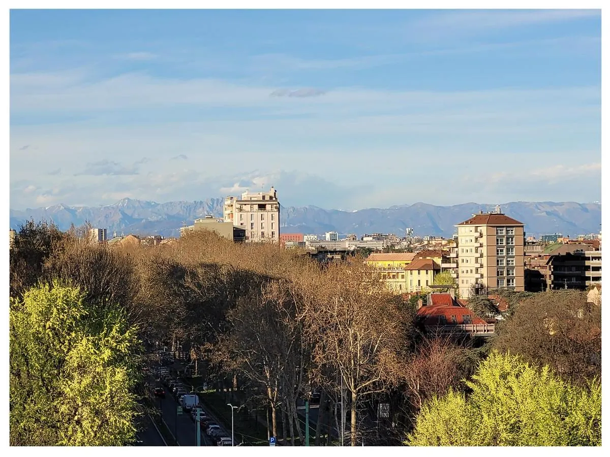 La Milanese, Appartamento Moderno Con Balcone - Metro Isola A 2 Min ミラノ
