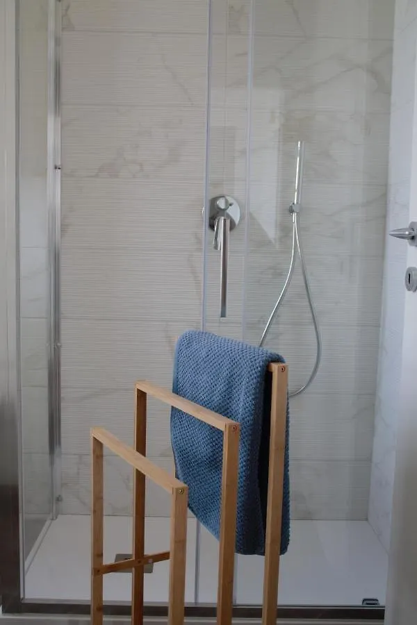 アパート La Milanese, Appartamento Moderno Con Balcone - Metro Isola A 2 Min